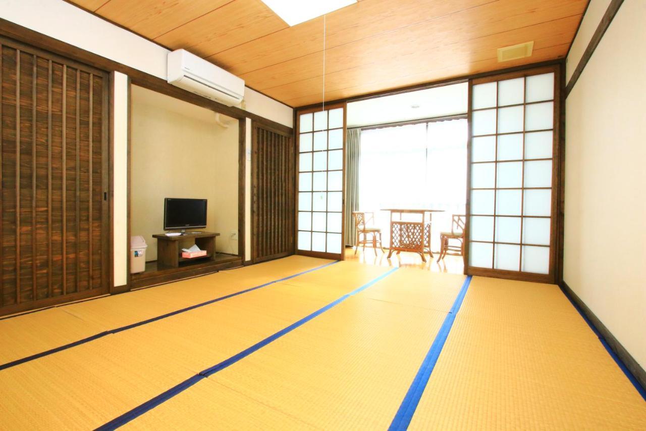 Kagura No Yakata Hotel Takachiho Exterior photo